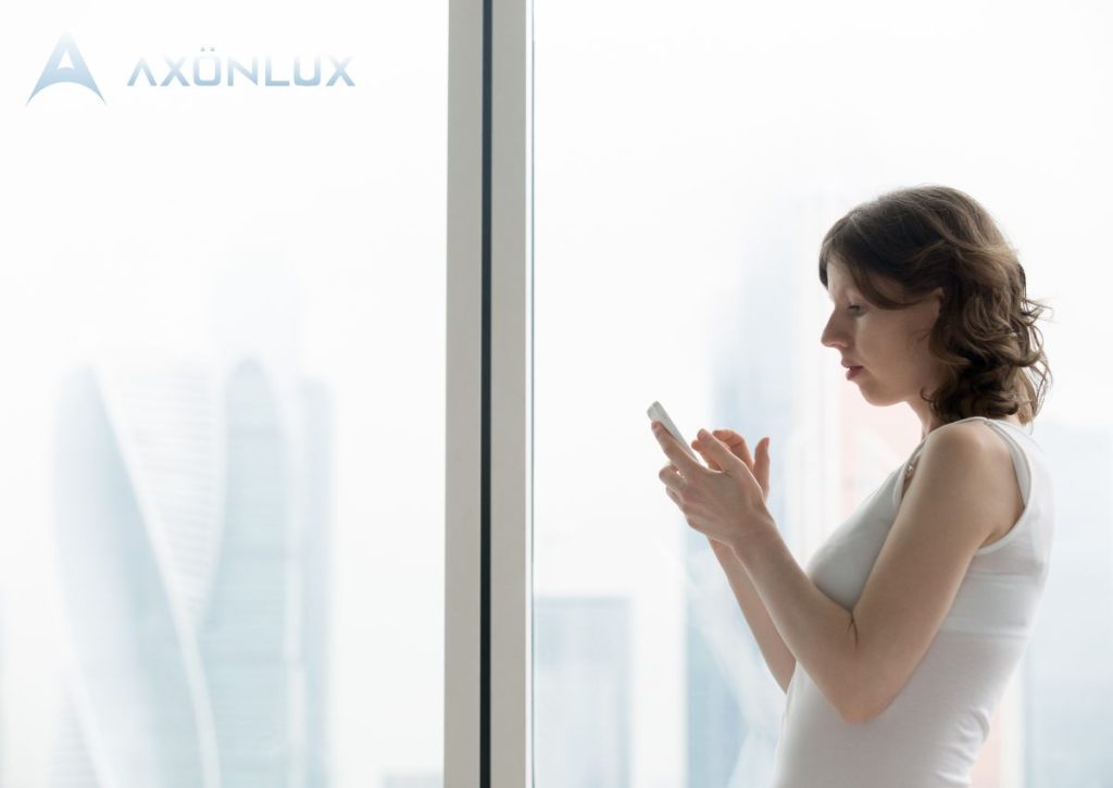 חלון זכוכית חכמה