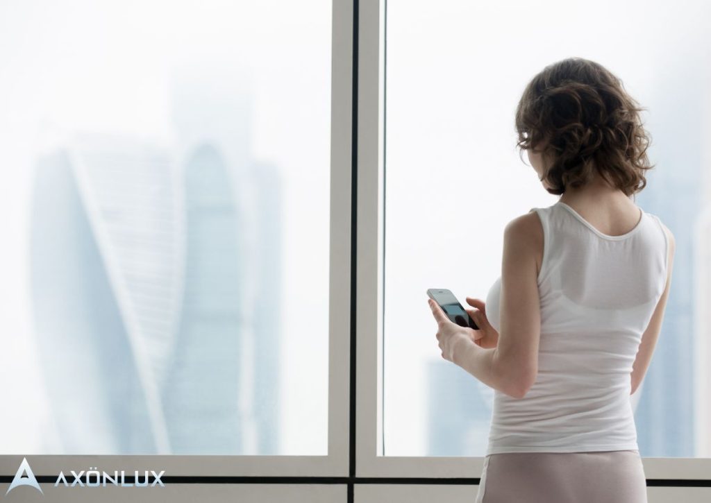 חלון זכוכית חכמה